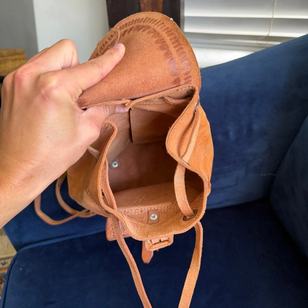 Vintage Southwestern Backpack Tan Leather Tooled Boho Mini Drawstring Tassel Bag